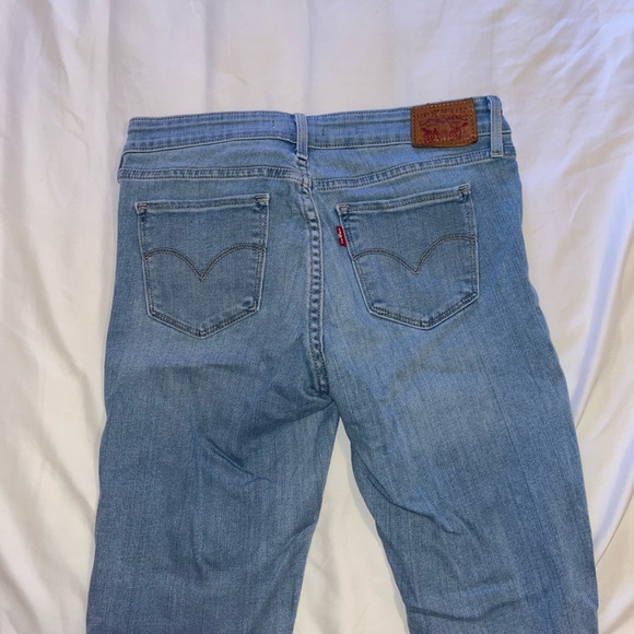 Levi’s 711 Skinny Jeans - Picture 3 of 4